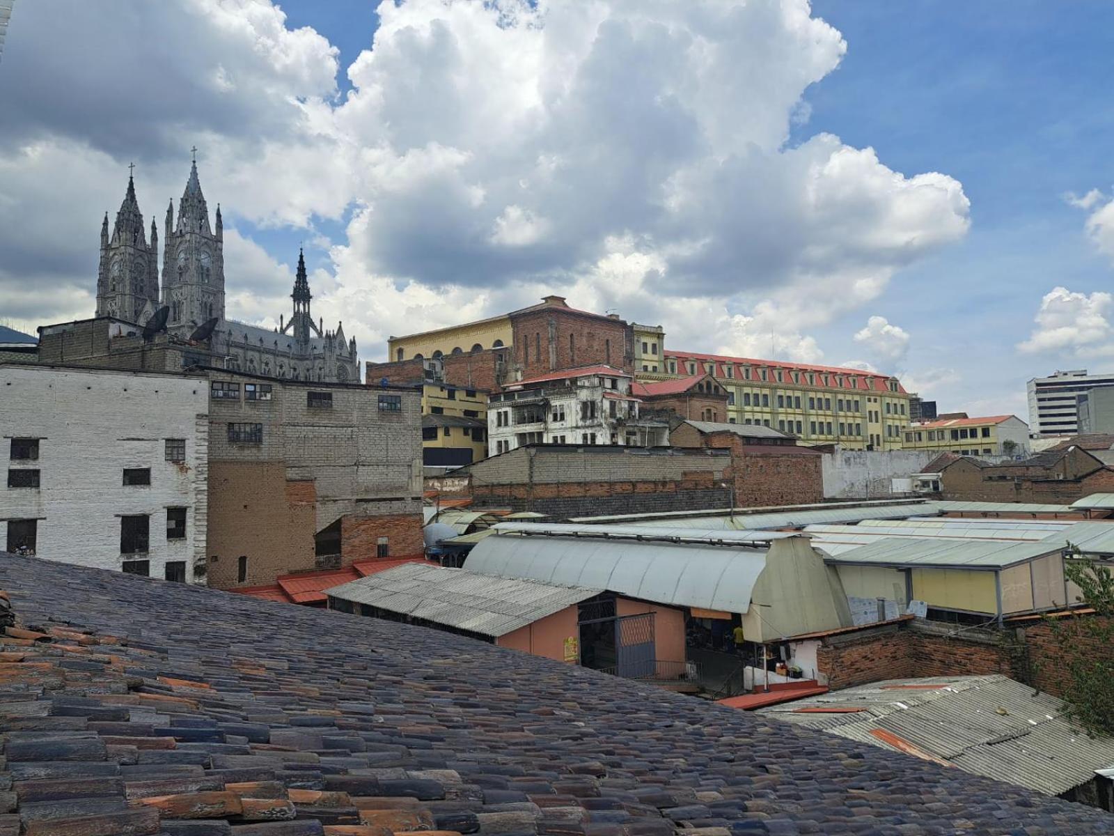 Casa Carpedm Hostel Quito Bagian luar foto